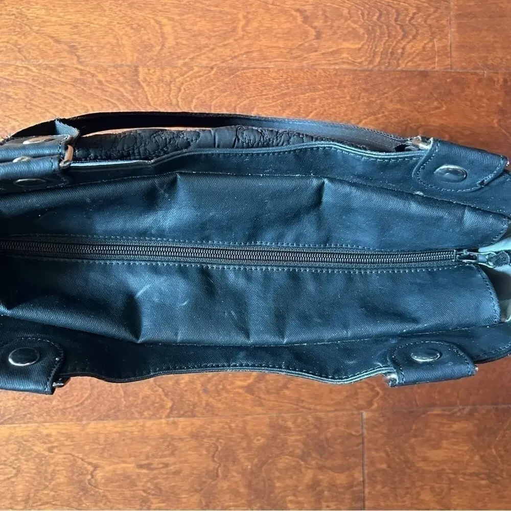 Petunia Pickle Bottom Black Quilted Diaper Bag, Shoulder Bag/Crossbody